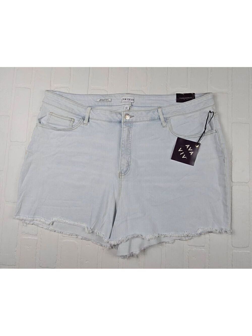 Ava & Viv Light Wash Cut Off Shorts Size 24